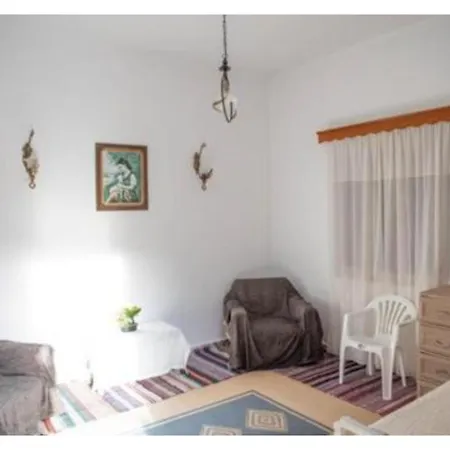 펜션 Traditional House In Vathi *